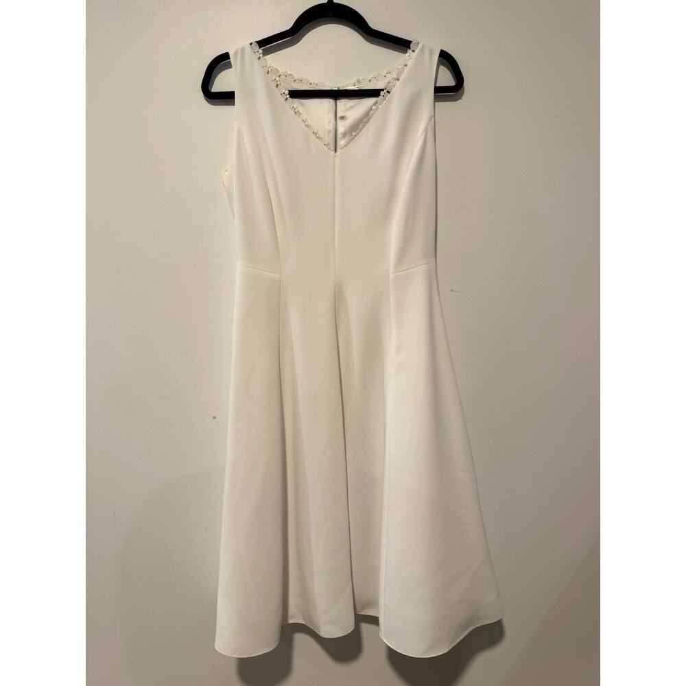 Elie Tahari White Sleeveless Fit Flare‎ Dress Lace Trim 6 Cocktail Bride Wedding